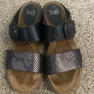 Womens 10 Black Sofft Sandals